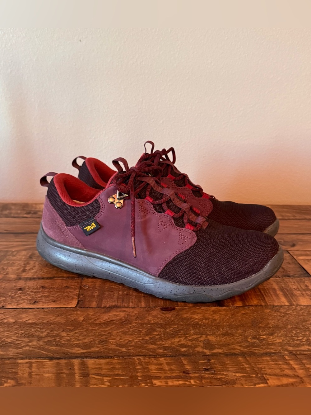 Teva Women's Arrowood Waterproof Burgundy and Maroon Hiking Sneakers